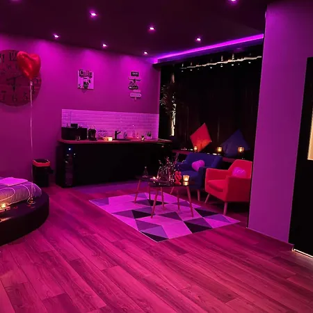 Maison Charmante Avec Jacuzzi A - Ideale Pour Un Week-end Vakantiehuis *
